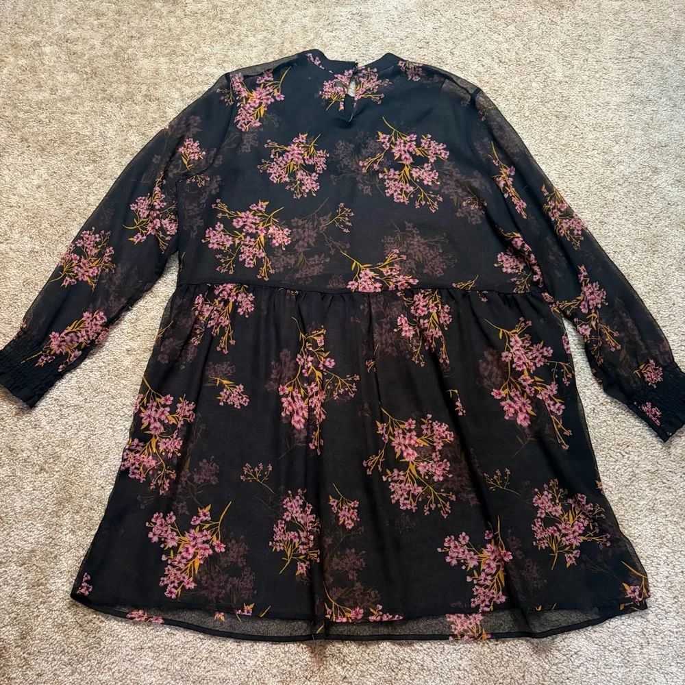 Who What Wear Women's Chiffon Mini Dress Long Sleeve Black Floral Ruffle Trim 2X - Picture 3 of 6